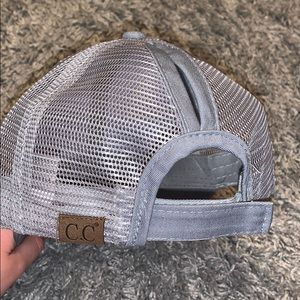 C.C Women’s Ponytail Cap!!! 🧢